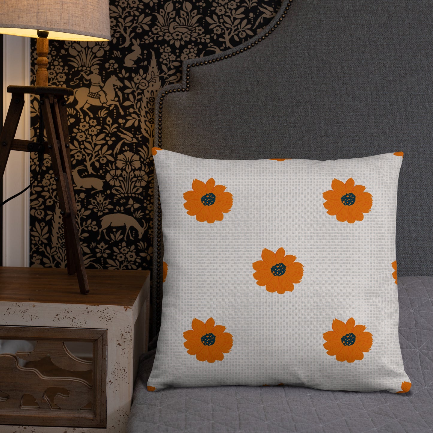 Golden Sunflower Basic Pillow