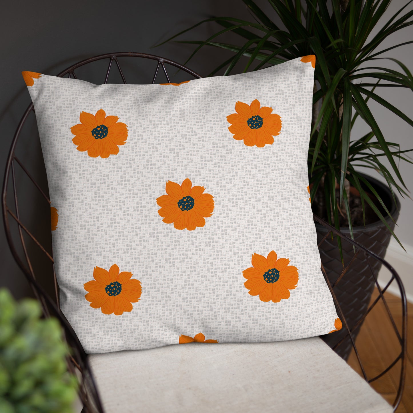 Golden Sunflower Basic Pillow